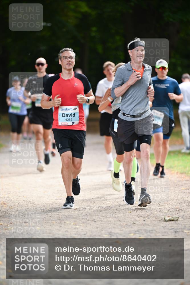 31.08.2025 - 21. Blankeneser Heldenlauf Dr. Thomas Lammeyer http://msf.ph/oto/8640402 31.08.2025 11:00:07 Laufen 4259 meine-sportfotos.de