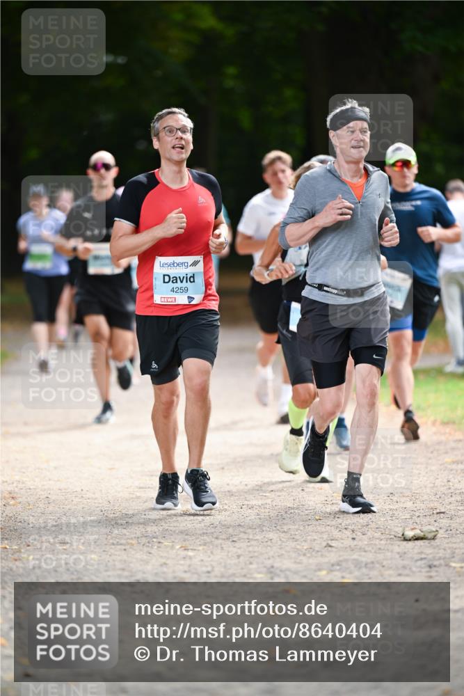 31.08.2025 - 21. Blankeneser Heldenlauf Dr. Thomas Lammeyer http://msf.ph/oto/8640404 31.08.2025 11:00:07 Laufen 4259 meine-sportfotos.de