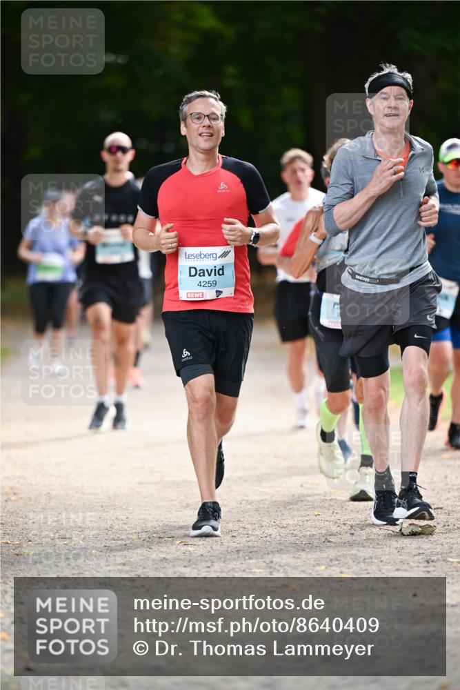 31.08.2025 - 21. Blankeneser Heldenlauf Dr. Thomas Lammeyer http://msf.ph/oto/8640409 31.08.2025 11:00:08 Laufen 6, 4259 meine-sportfotos.de