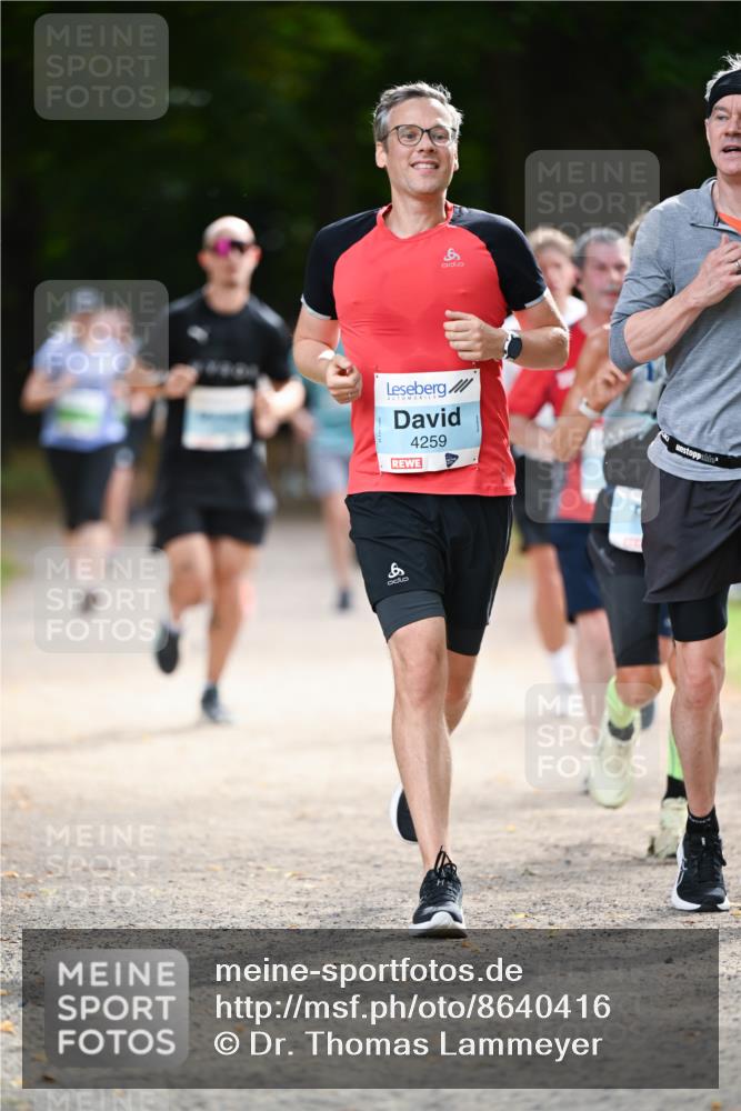 31.08.2025 - 21. Blankeneser Heldenlauf Dr. Thomas Lammeyer http://msf.ph/oto/8640416 31.08.2025 11:00:08 Laufen 6, 4259 meine-sportfotos.de