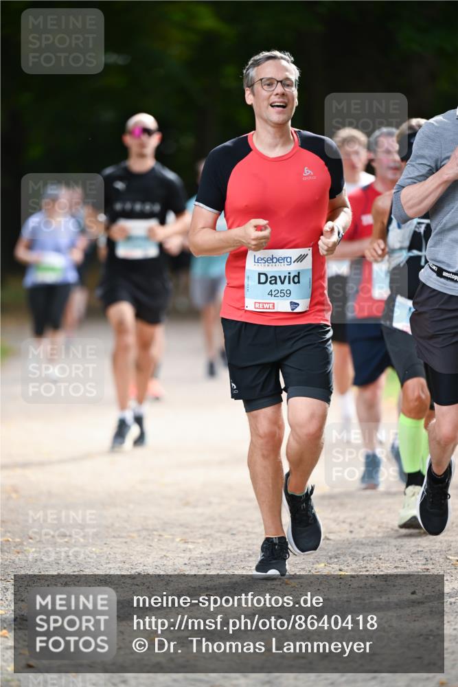 31.08.2025 - 21. Blankeneser Heldenlauf Dr. Thomas Lammeyer http://msf.ph/oto/8640418 31.08.2025 11:00:08 Laufen 4259 meine-sportfotos.de