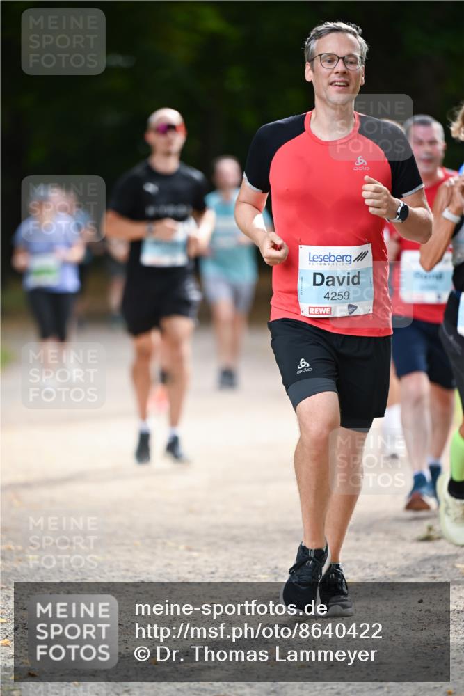 31.08.2025 - 21. Blankeneser Heldenlauf Dr. Thomas Lammeyer http://msf.ph/oto/8640422 31.08.2025 11:00:09 Laufen 4259 meine-sportfotos.de