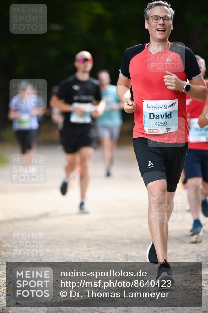 31.08.2025 - 21. Blankeneser Heldenlauf Dr. Thomas Lammeyer http://msf.ph/oto/8640423 31.08.2025 11:00:09 Laufen 4259, 8 meine-sportfotos.de
