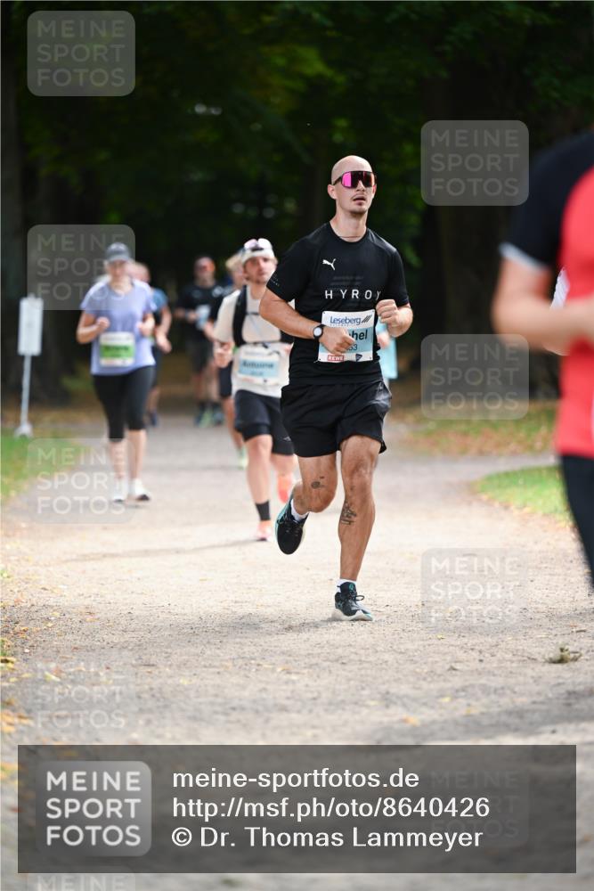 31.08.2025 - 21. Blankeneser Heldenlauf Dr. Thomas Lammeyer http://msf.ph/oto/8640426 31.08.2025 11:00:10 Laufen 53 meine-sportfotos.de
