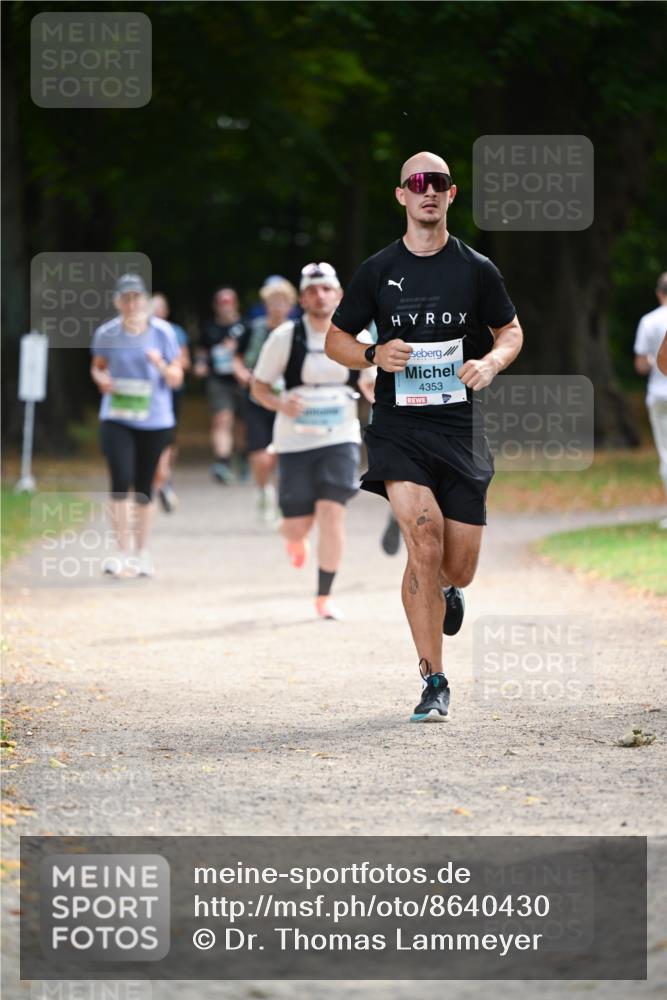 31.08.2025 - 21. Blankeneser Heldenlauf Dr. Thomas Lammeyer http://msf.ph/oto/8640430 31.08.2025 11:00:10 Laufen 4353 meine-sportfotos.de