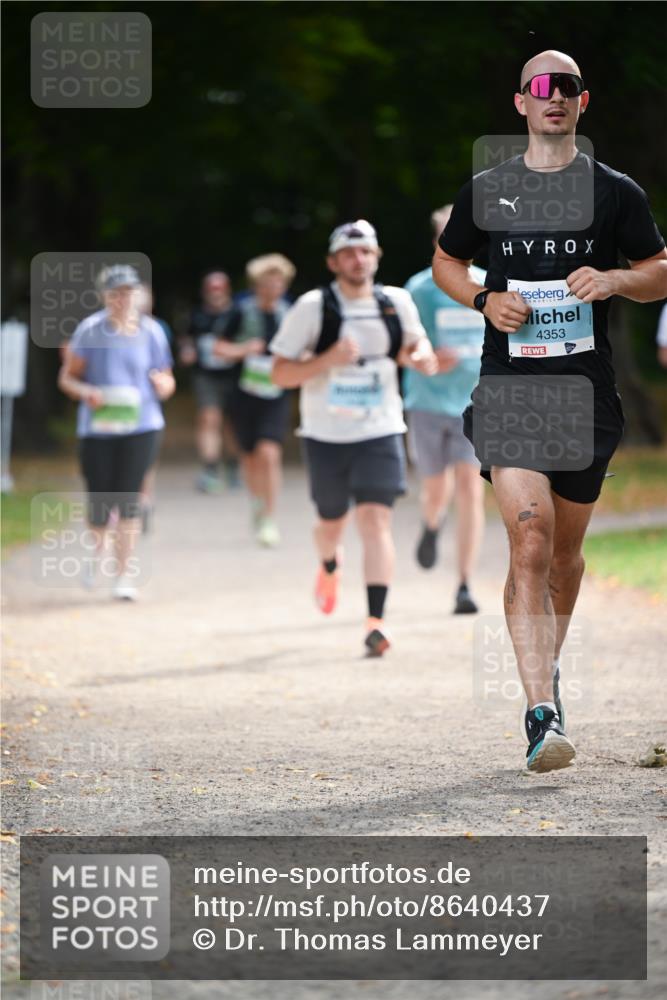 31.08.2025 - 21. Blankeneser Heldenlauf Dr. Thomas Lammeyer http://msf.ph/oto/8640437 31.08.2025 11:00:11 Laufen 4353 meine-sportfotos.de