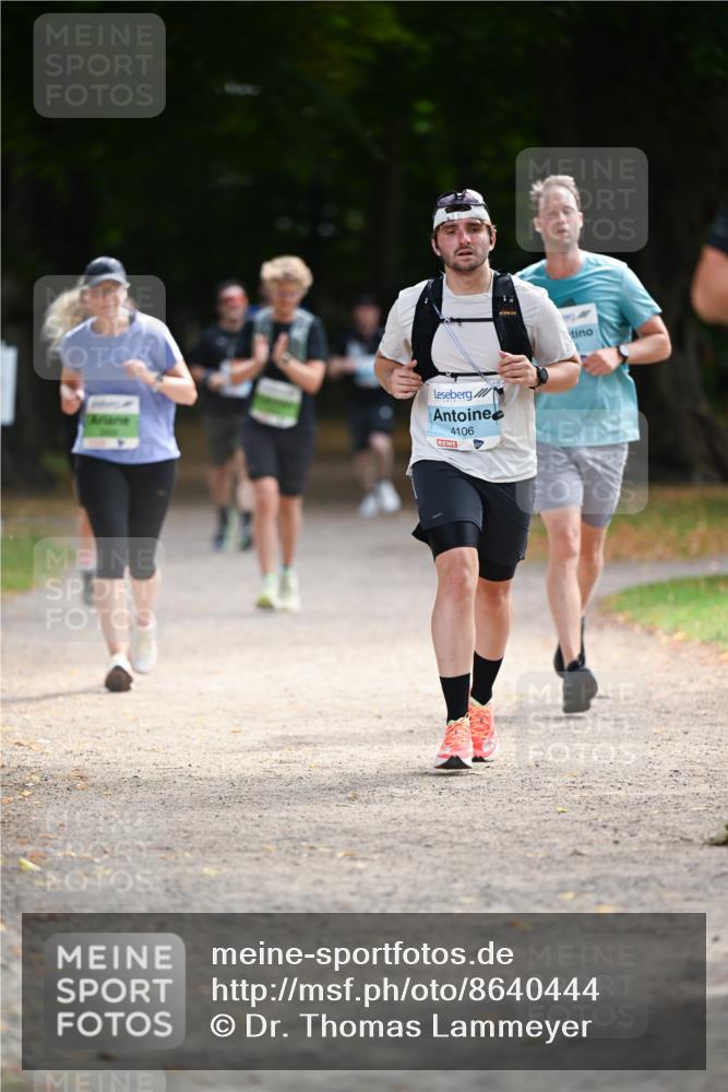 31.08.2025 - 21. Blankeneser Heldenlauf Dr. Thomas Lammeyer http://msf.ph/oto/8640444 31.08.2025 11:00:12 Laufen 4106, 4 meine-sportfotos.de