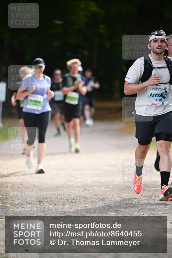 31.08.2025 - 21. Blankeneser Heldenlauf Dr. Thomas Lammeyer http://msf.ph/oto/8640455 31.08.2025 11:00:13 Laufen 4106 meine-sportfotos.de
