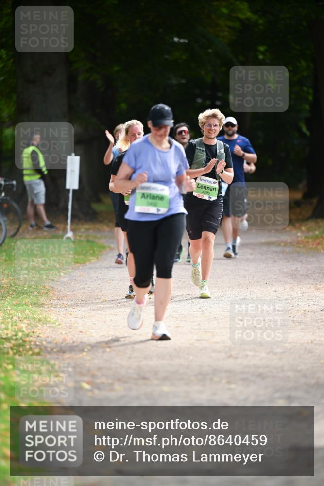 31.08.2025 - 21. Blankeneser Heldenlauf Dr. Thomas Lammeyer http://msf.ph/oto/8640459 31.08.2025 11:00:14 Laufen 5402, 3596 meine-sportfotos.de