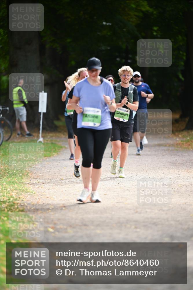 31.08.2025 - 21. Blankeneser Heldenlauf Dr. Thomas Lammeyer http://msf.ph/oto/8640460 31.08.2025 11:00:14 Laufen 3412, 3596 meine-sportfotos.de