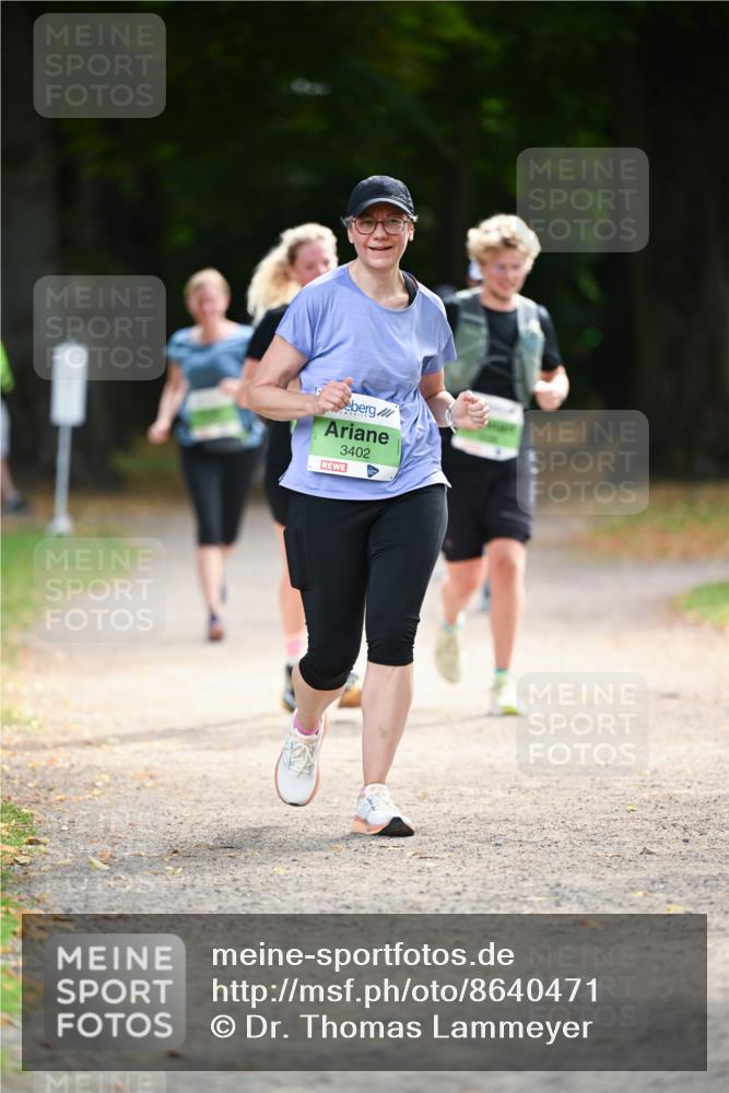 31.08.2025 - 21. Blankeneser Heldenlauf Dr. Thomas Lammeyer http://msf.ph/oto/8640471 31.08.2025 11:00:16 Laufen 3402 meine-sportfotos.de