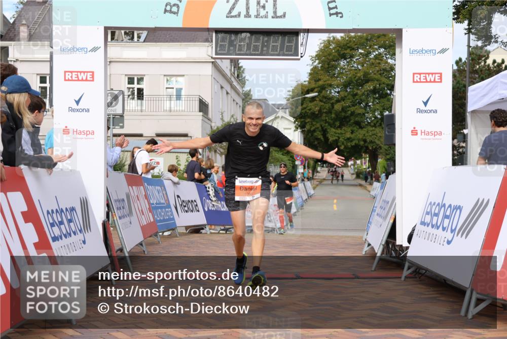 31.08.2025 - 21. Blankeneser Heldenlauf Strokosch-Dieckow http://msf.ph/oto/8640482 31.08.2025 09:44:54 Ziel 1096 meine-sportfotos.de