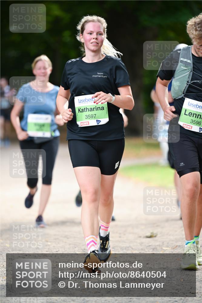 31.08.2025 - 21. Blankeneser Heldenlauf Dr. Thomas Lammeyer http://msf.ph/oto/8640504 31.08.2025 11:00:20 Laufen 3597, 3596 meine-sportfotos.de