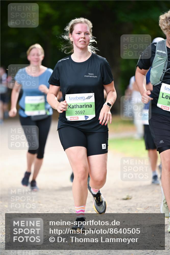 31.08.2025 - 21. Blankeneser Heldenlauf Dr. Thomas Lammeyer http://msf.ph/oto/8640505 31.08.2025 11:00:20 Laufen 3597, 3 meine-sportfotos.de