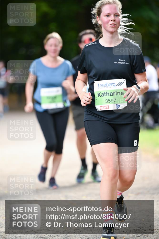 31.08.2025 - 21. Blankeneser Heldenlauf Dr. Thomas Lammeyer http://msf.ph/oto/8640507 31.08.2025 11:00:21 Laufen 3597 meine-sportfotos.de