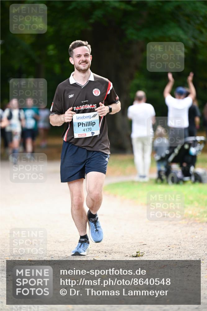 31.08.2025 - 21. Blankeneser Heldenlauf Dr. Thomas Lammeyer http://msf.ph/oto/8640548 31.08.2025 11:00:29 Laufen 4170 meine-sportfotos.de