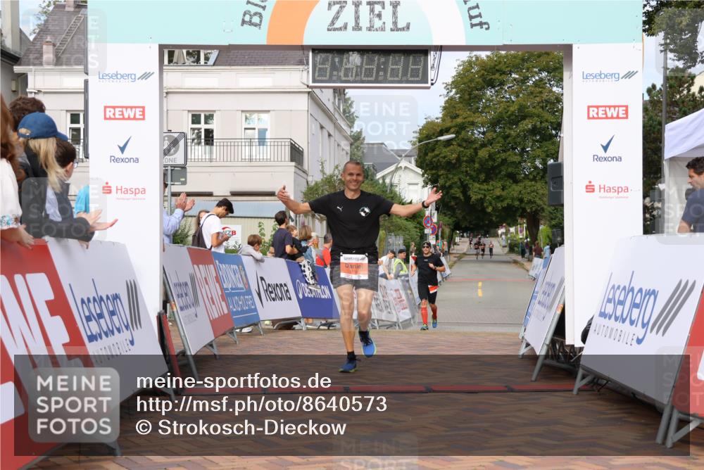 31.08.2025 - 21. Blankeneser Heldenlauf Strokosch-Dieckow http://msf.ph/oto/8640573 31.08.2025 09:44:53 Ziel 1096 meine-sportfotos.de