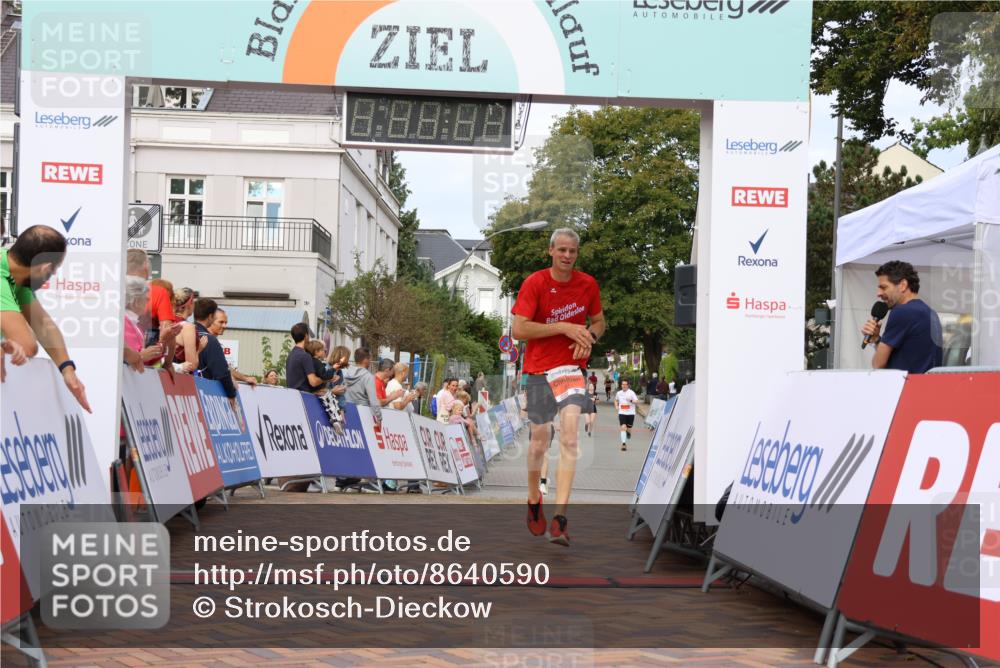 31.08.2025 - 21. Blankeneser Heldenlauf Strokosch-Dieckow http://msf.ph/oto/8640590 31.08.2025 09:40:51 Ziel 1056, 1151 meine-sportfotos.de