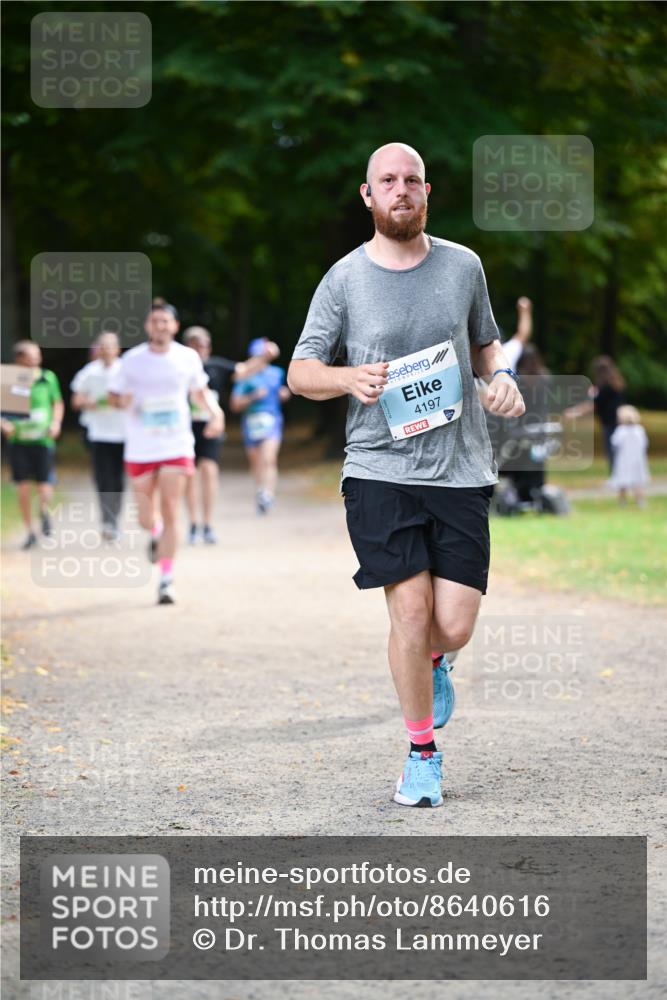 31.08.2025 - 21. Blankeneser Heldenlauf Dr. Thomas Lammeyer http://msf.ph/oto/8640616 31.08.2025 11:00:44 Laufen 4197 meine-sportfotos.de