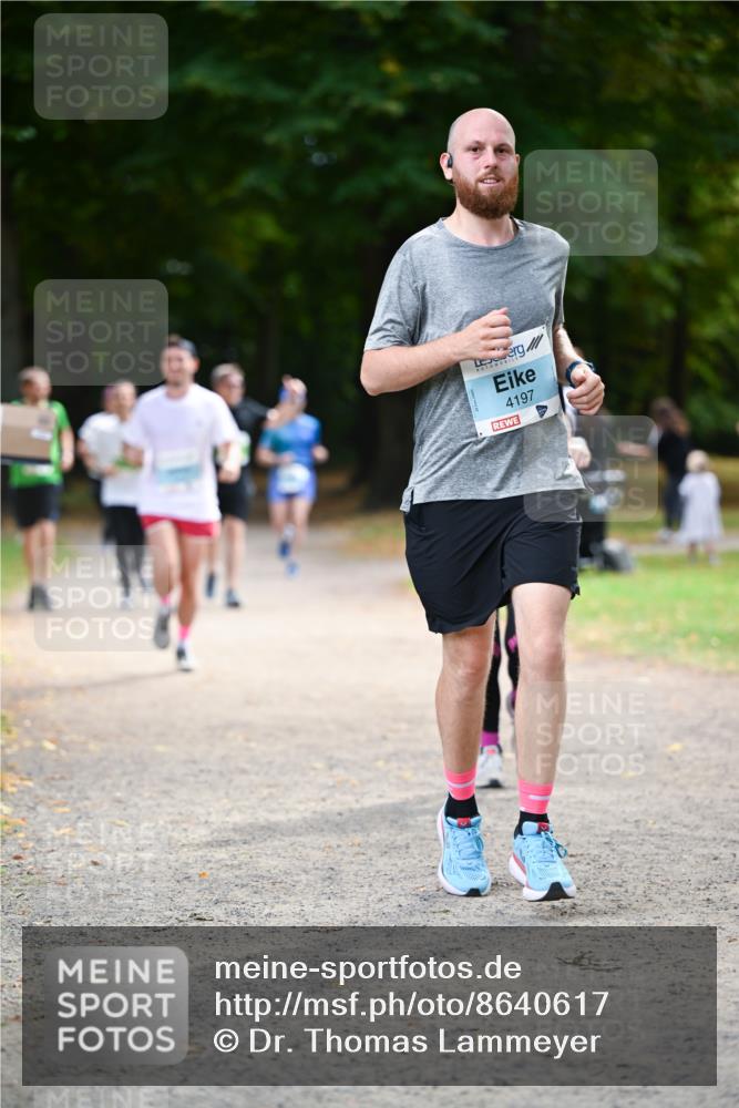 31.08.2025 - 21. Blankeneser Heldenlauf Dr. Thomas Lammeyer http://msf.ph/oto/8640617 31.08.2025 11:00:44 Laufen 4197 meine-sportfotos.de