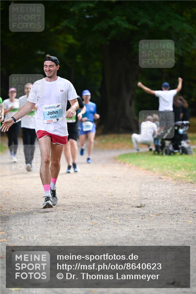 31.08.2025 - 21. Blankeneser Heldenlauf Dr. Thomas Lammeyer http://msf.ph/oto/8640623 31.08.2025 11:00:46 Laufen 4404 meine-sportfotos.de