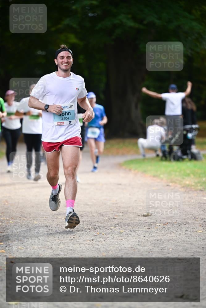 31.08.2025 - 21. Blankeneser Heldenlauf Dr. Thomas Lammeyer http://msf.ph/oto/8640626 31.08.2025 11:00:46 Laufen 4404 meine-sportfotos.de