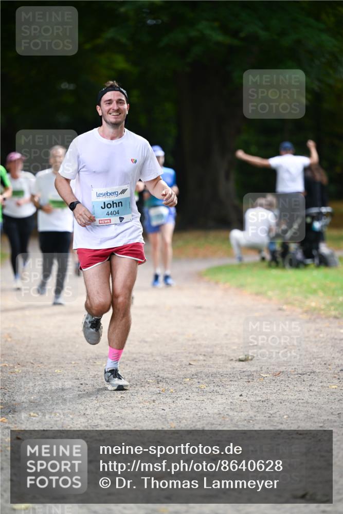 31.08.2025 - 21. Blankeneser Heldenlauf Dr. Thomas Lammeyer http://msf.ph/oto/8640628 31.08.2025 11:00:46 Laufen 4404 meine-sportfotos.de