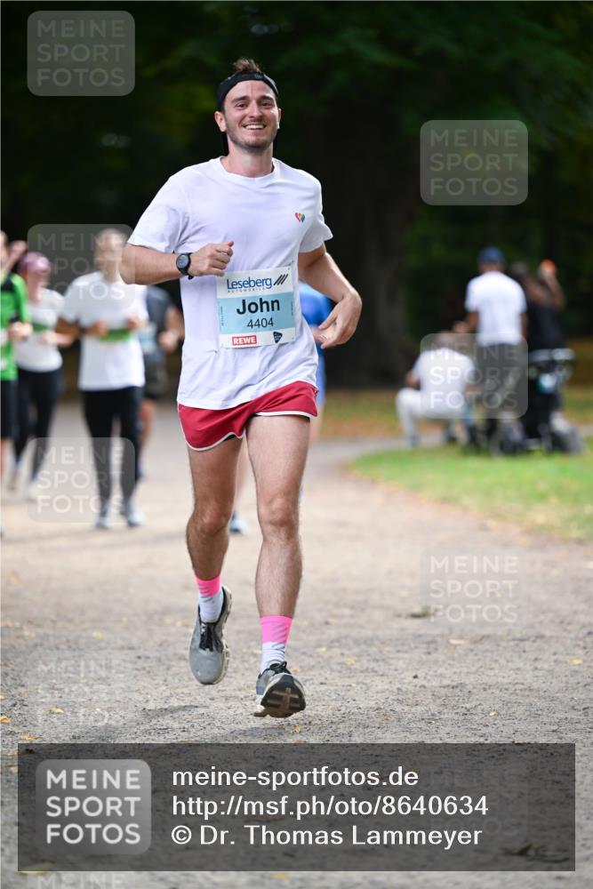 31.08.2025 - 21. Blankeneser Heldenlauf Dr. Thomas Lammeyer http://msf.ph/oto/8640634 31.08.2025 11:00:47 Laufen 4404 meine-sportfotos.de