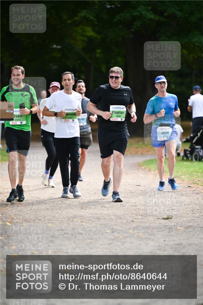 31.08.2025 - 21. Blankeneser Heldenlauf Dr. Thomas Lammeyer http://msf.ph/oto/8640644 31.08.2025 11:00:48 Laufen 3434, 3667, 3043, 4149 meine-sportfotos.de