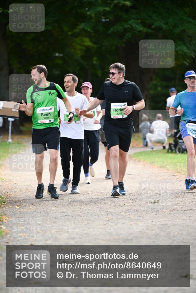 31.08.2025 - 21. Blankeneser Heldenlauf Dr. Thomas Lammeyer http://msf.ph/oto/8640649 31.08.2025 11:00:49 Laufen 3434, 3043, 149 meine-sportfotos.de