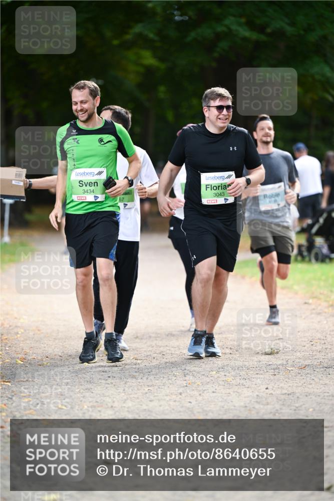 31.08.2025 - 21. Blankeneser Heldenlauf Dr. Thomas Lammeyer http://msf.ph/oto/8640655 31.08.2025 11:00:50 Laufen 3434, 67, 3043 meine-sportfotos.de