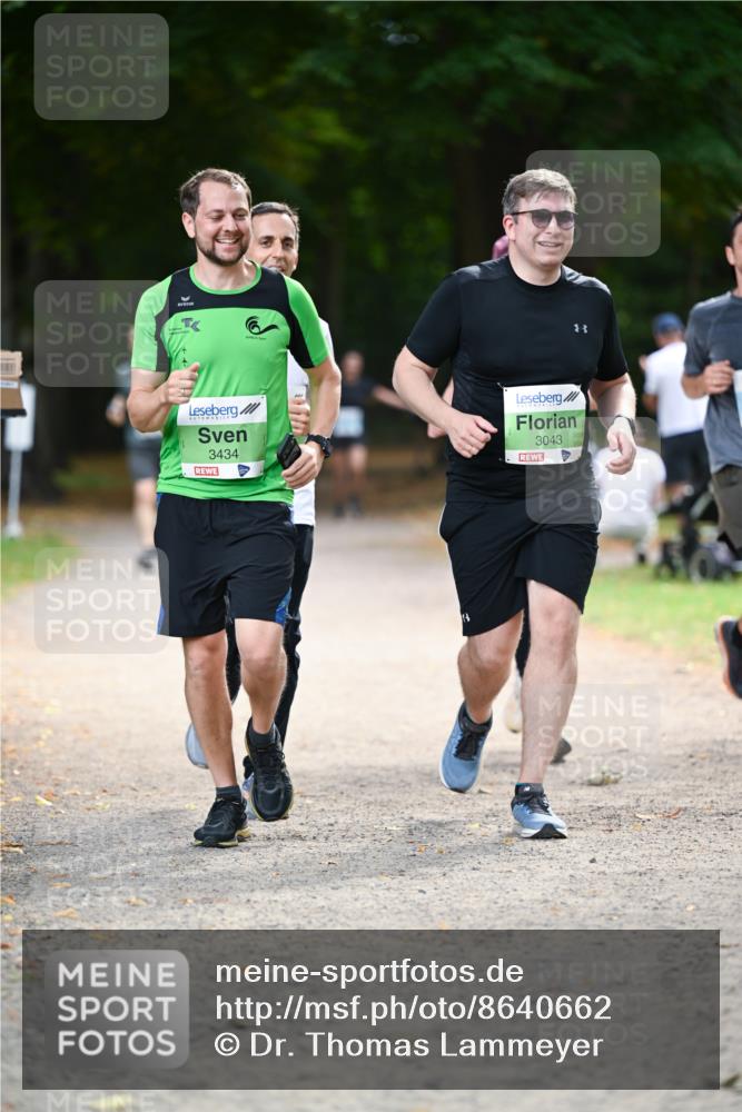 31.08.2025 - 21. Blankeneser Heldenlauf Dr. Thomas Lammeyer http://msf.ph/oto/8640662 31.08.2025 11:00:51 Laufen 3434, 3043 meine-sportfotos.de