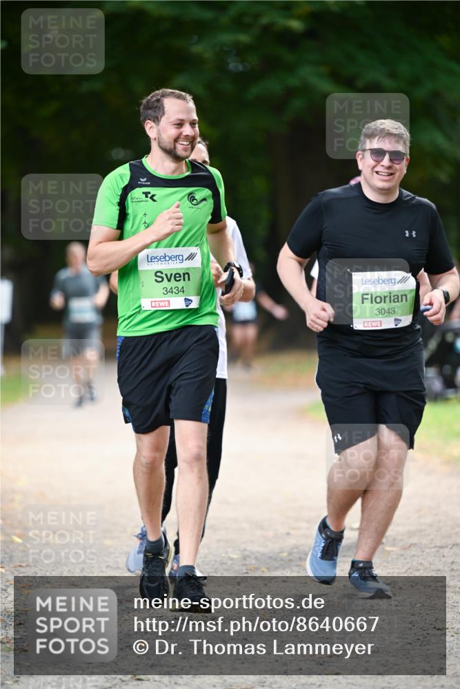 31.08.2025 - 21. Blankeneser Heldenlauf Dr. Thomas Lammeyer http://msf.ph/oto/8640667 31.08.2025 11:00:52 Laufen 3434, 3043, 13 meine-sportfotos.de