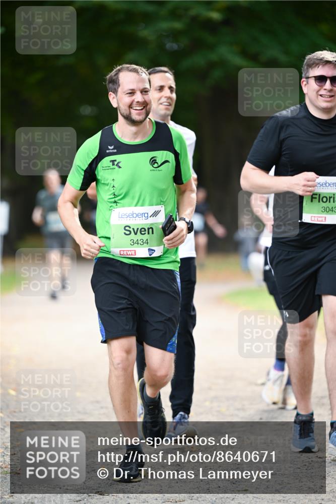31.08.2025 - 21. Blankeneser Heldenlauf Dr. Thomas Lammeyer http://msf.ph/oto/8640671 31.08.2025 11:00:52 Laufen 3434, 3043 meine-sportfotos.de