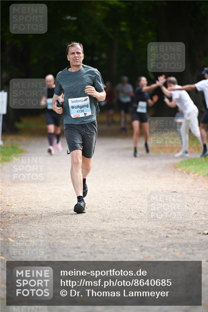 31.08.2025 - 21. Blankeneser Heldenlauf Dr. Thomas Lammeyer http://msf.ph/oto/8640685 31.08.2025 11:00:56 Laufen 4134 meine-sportfotos.de