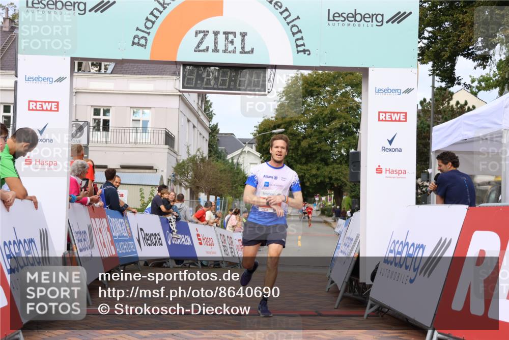 31.08.2025 - 21. Blankeneser Heldenlauf Strokosch-Dieckow http://msf.ph/oto/8640690 31.08.2025 09:40:34 Ziel 1054 meine-sportfotos.de