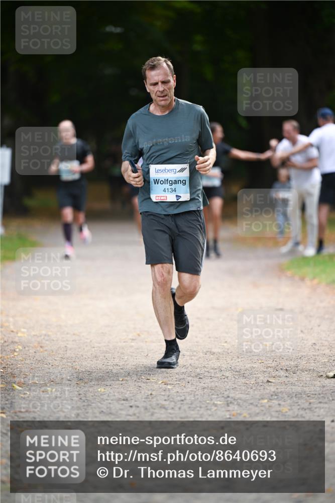 31.08.2025 - 21. Blankeneser Heldenlauf Dr. Thomas Lammeyer http://msf.ph/oto/8640693 31.08.2025 11:00:57 Laufen 4134 meine-sportfotos.de