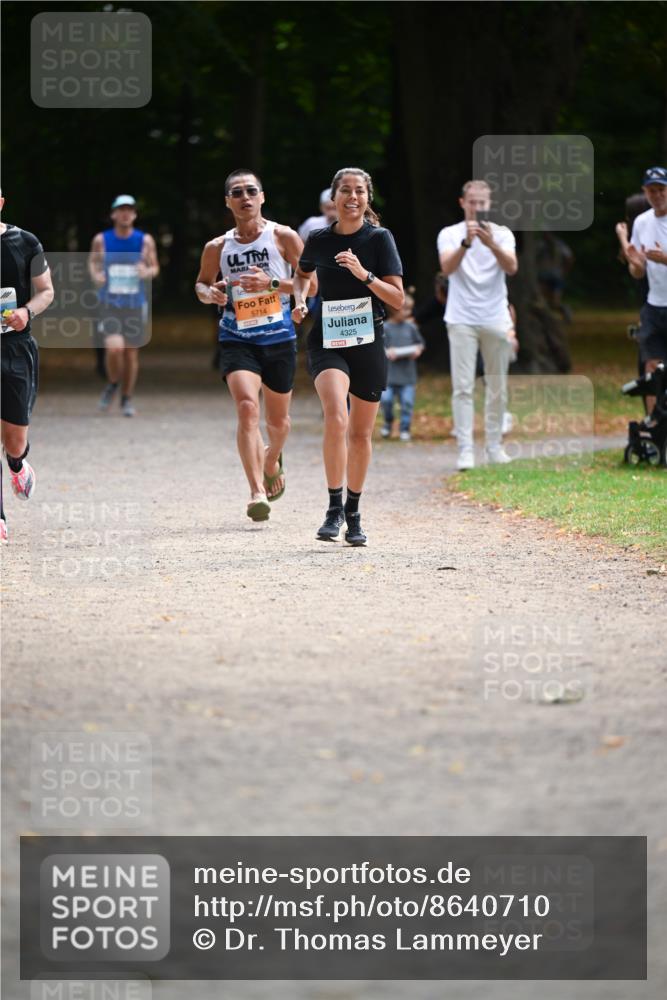 31.08.2025 - 21. Blankeneser Heldenlauf Dr. Thomas Lammeyer http://msf.ph/oto/8640710 31.08.2025 11:01:00 Laufen 5714, 4325, 9 meine-sportfotos.de