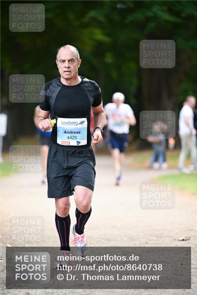 31.08.2025 - 21. Blankeneser Heldenlauf Dr. Thomas Lammeyer http://msf.ph/oto/8640738 31.08.2025 11:01:04 Laufen 4420 meine-sportfotos.de
