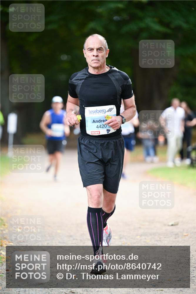 31.08.2025 - 21. Blankeneser Heldenlauf Dr. Thomas Lammeyer http://msf.ph/oto/8640742 31.08.2025 11:01:05 Laufen 4420 meine-sportfotos.de