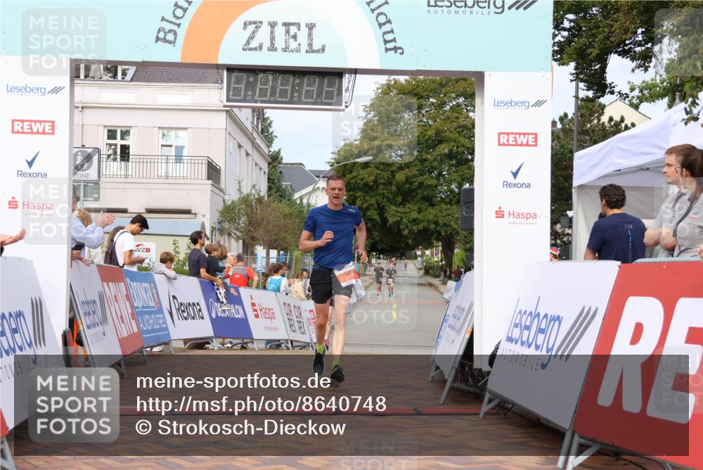 31.08.2025 - 21. Blankeneser Heldenlauf Strokosch-Dieckow http://msf.ph/oto/8640748 31.08.2025 09:44:39 Ziel 1017, 1066, 1131 meine-sportfotos.de
