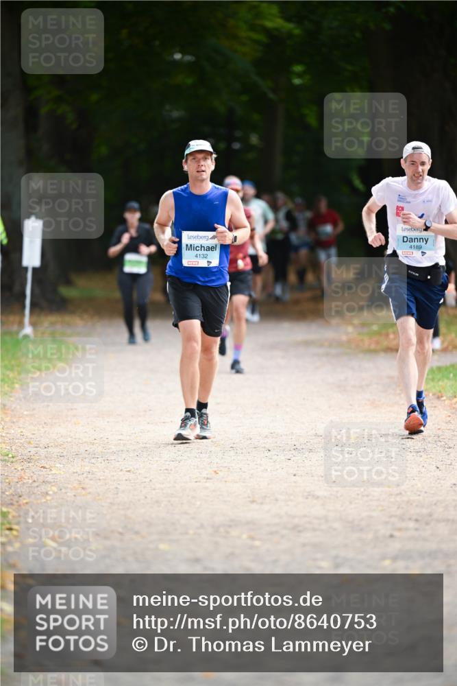 31.08.2025 - 21. Blankeneser Heldenlauf Dr. Thomas Lammeyer http://msf.ph/oto/8640753 31.08.2025 11:01:06 Laufen 4132, 4189 meine-sportfotos.de