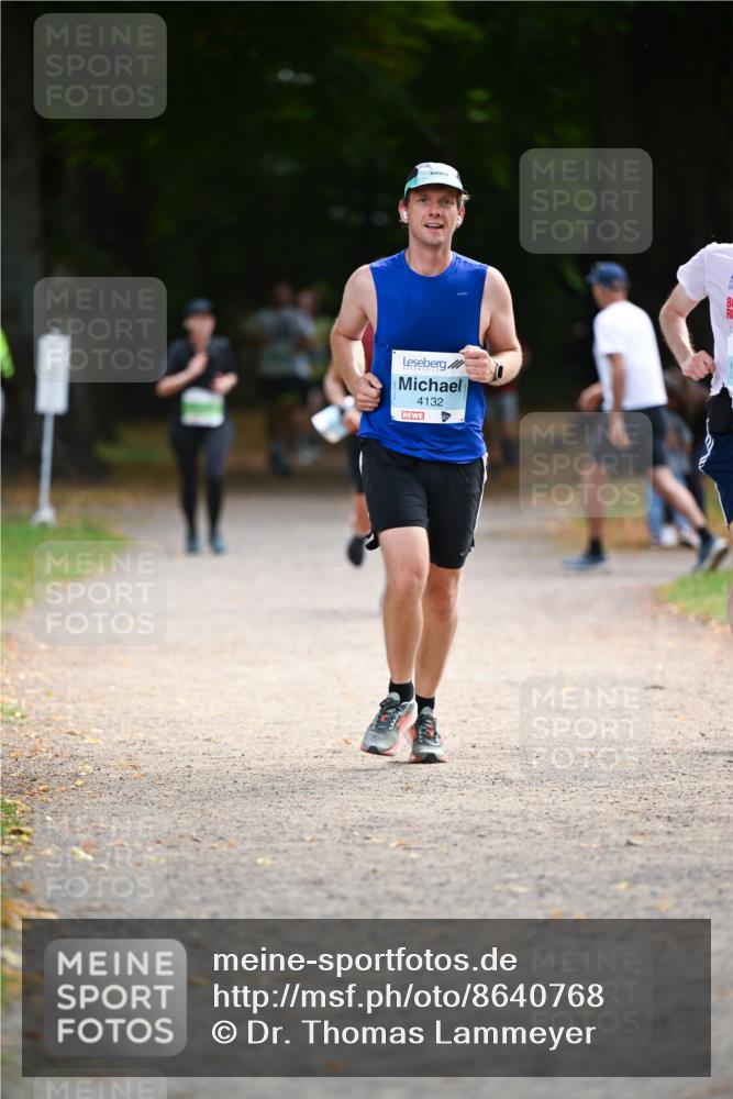 31.08.2025 - 21. Blankeneser Heldenlauf Dr. Thomas Lammeyer http://msf.ph/oto/8640768 31.08.2025 11:01:08 Laufen 4132 meine-sportfotos.de