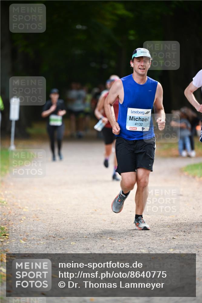 31.08.2025 - 21. Blankeneser Heldenlauf Dr. Thomas Lammeyer http://msf.ph/oto/8640775 31.08.2025 11:01:08 Laufen 4132 meine-sportfotos.de