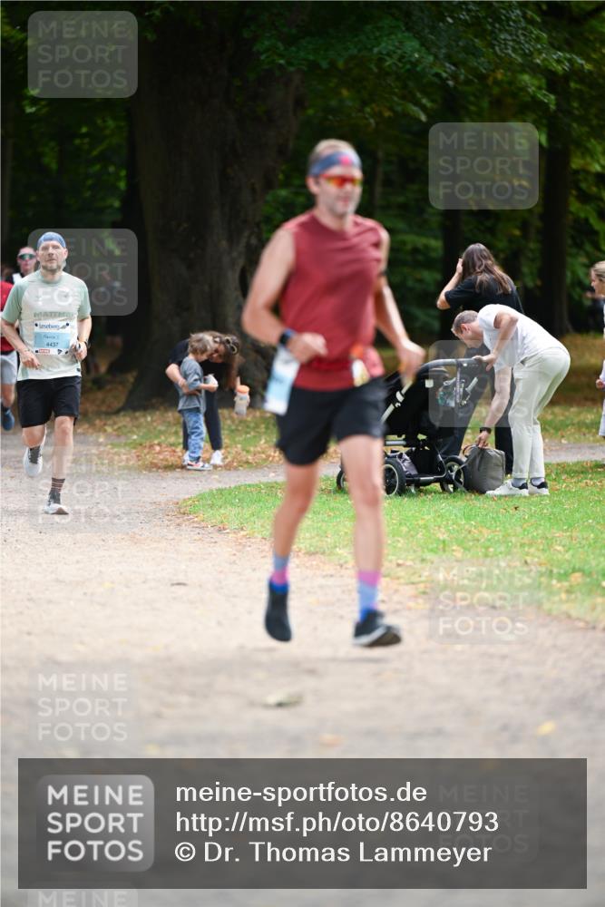 31.08.2025 - 21. Blankeneser Heldenlauf Dr. Thomas Lammeyer http://msf.ph/oto/8640793 31.08.2025 11:01:12 Laufen 4437 meine-sportfotos.de