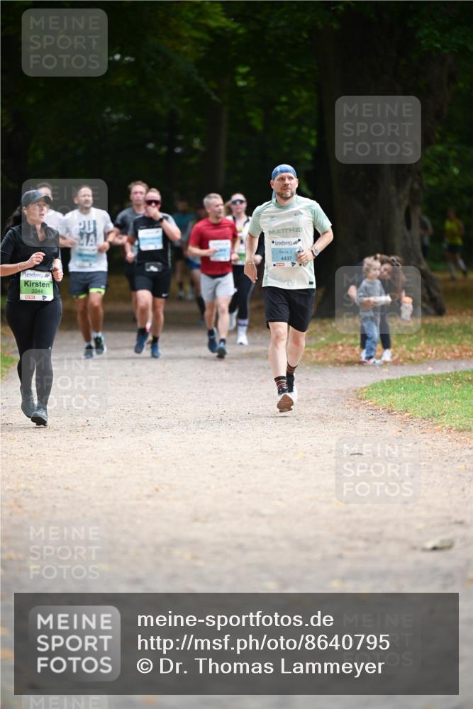 31.08.2025 - 21. Blankeneser Heldenlauf Dr. Thomas Lammeyer http://msf.ph/oto/8640795 31.08.2025 11:01:13 Laufen 3044, 20, 4437 meine-sportfotos.de