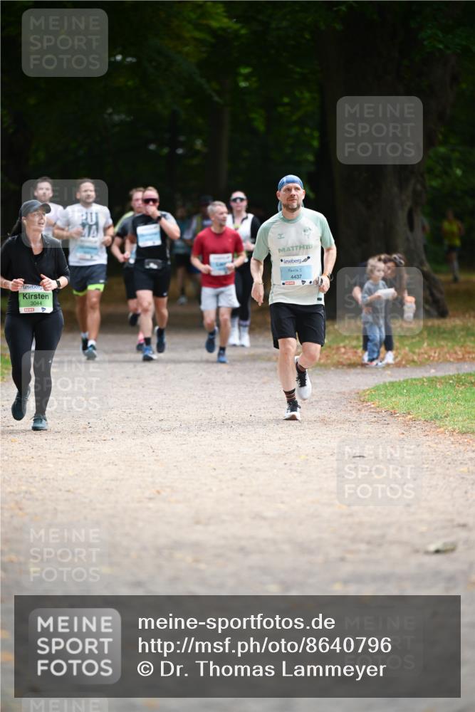 31.08.2025 - 21. Blankeneser Heldenlauf Dr. Thomas Lammeyer http://msf.ph/oto/8640796 31.08.2025 11:01:13 Laufen 3044, 4437 meine-sportfotos.de
