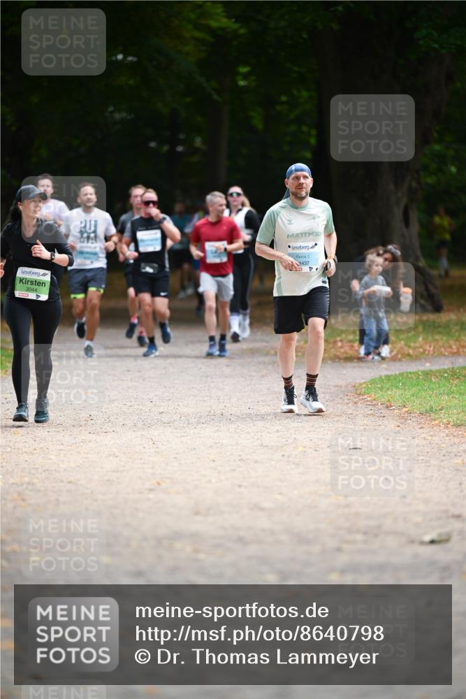 31.08.2025 - 21. Blankeneser Heldenlauf Dr. Thomas Lammeyer http://msf.ph/oto/8640798 31.08.2025 11:01:13 Laufen 3044, 4437 meine-sportfotos.de