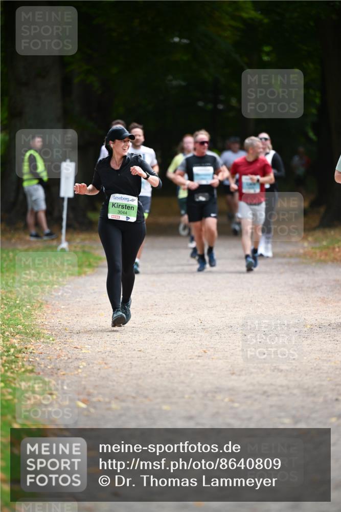 31.08.2025 - 21. Blankeneser Heldenlauf Dr. Thomas Lammeyer http://msf.ph/oto/8640809 31.08.2025 11:01:15 Laufen 3044 meine-sportfotos.de