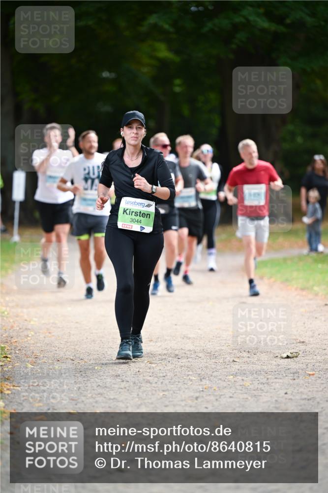 31.08.2025 - 21. Blankeneser Heldenlauf Dr. Thomas Lammeyer http://msf.ph/oto/8640815 31.08.2025 11:01:18 Laufen 3044 meine-sportfotos.de